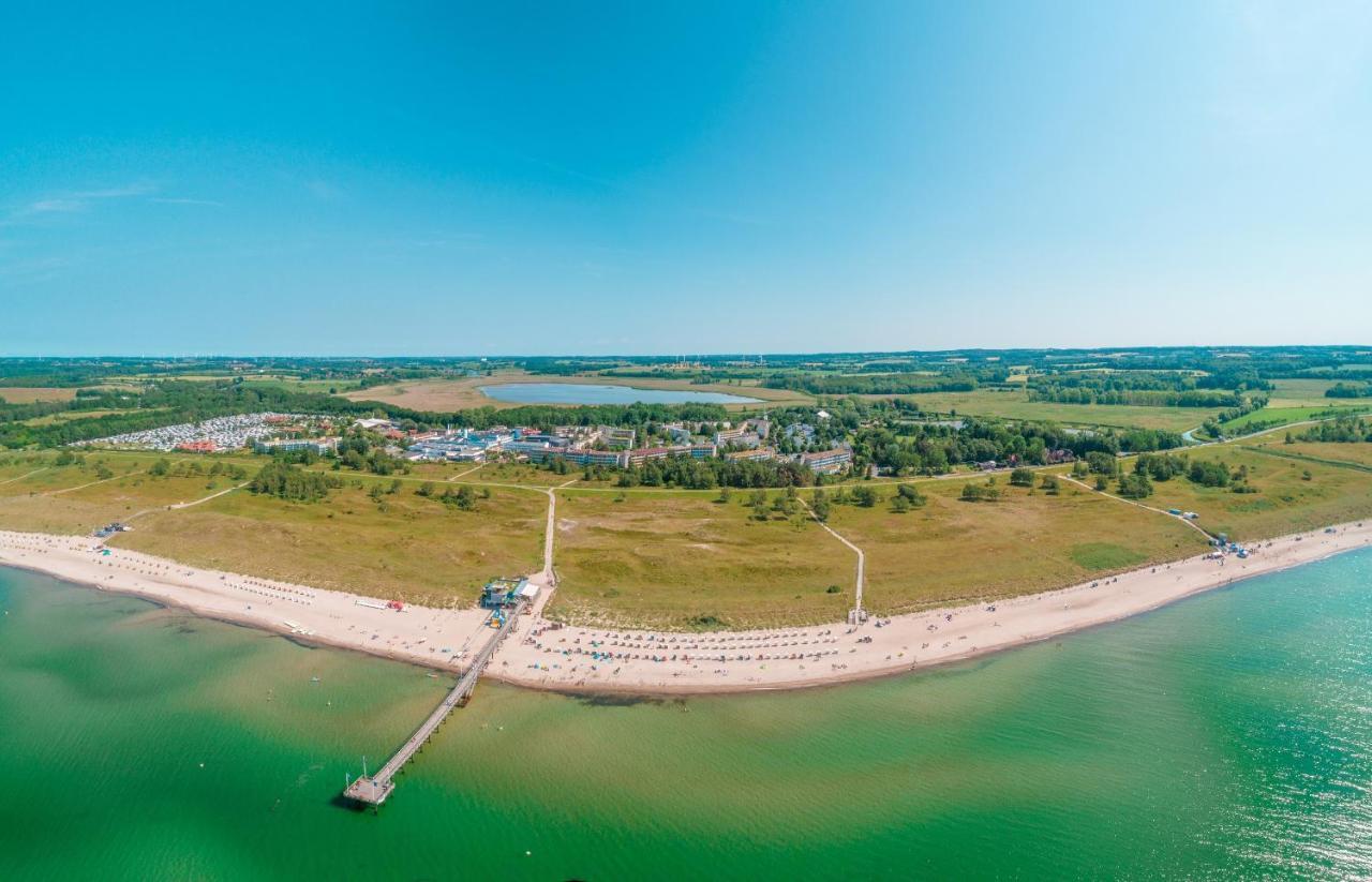 Strandhotel An Der Ostsee Weissenhäuser Strand Exteriör bild