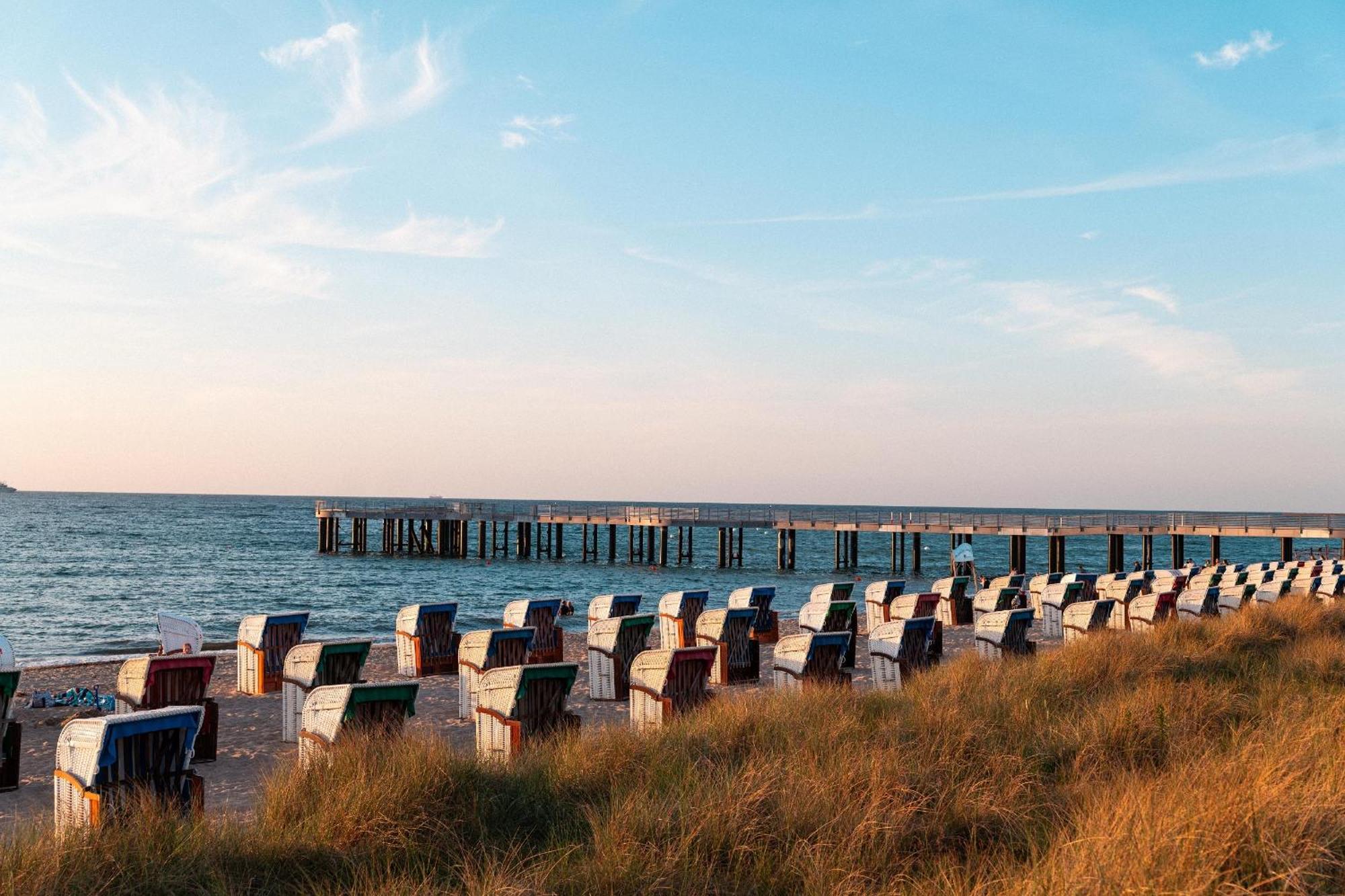 Strandhotel An Der Ostsee Weissenhäuser Strand Exteriör bild